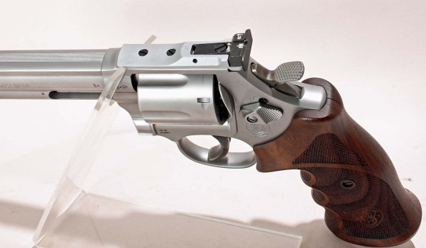 S&W Revolver Mod. 686 TC "Match Master", 6", cal. .357 Mag., stainl./matt